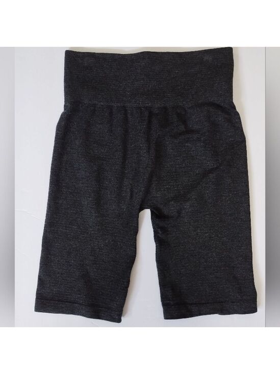 feathers Pants - Feathers women's bike/exercise shorts